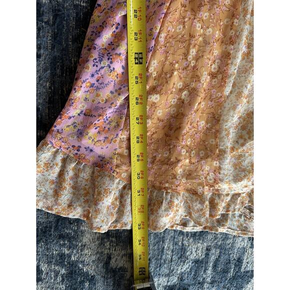 White Birch Shorts Romper Floral Print V-Neck 3/4 Dolman Sleeves Size Large Boho - Picture 9 of 9